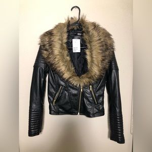 H&M Women’s Faux Fur-collar Biker Leather Jacket